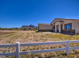 1623 E Hidalgo St, Apache Junction, AZ 85119