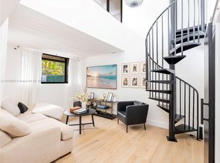 16334 Shadow Ct, Miami Lakes, FL 33014