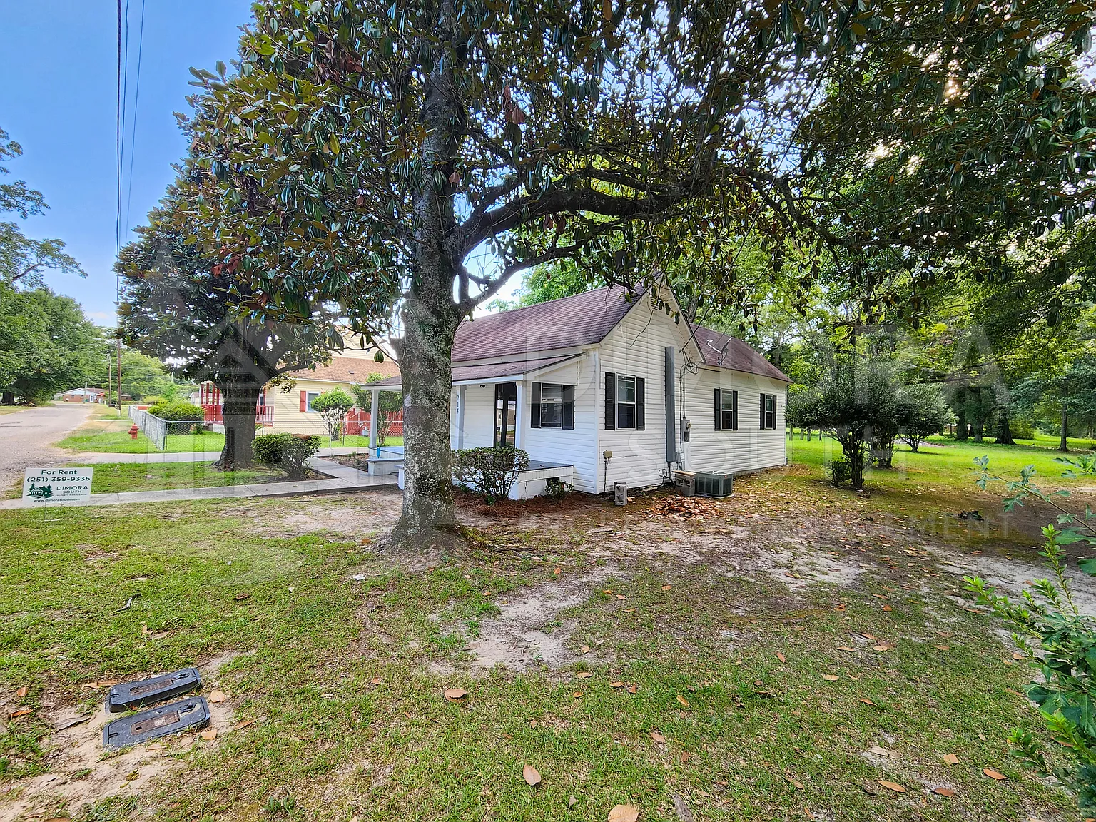 215 Adams Street — Photo 3
