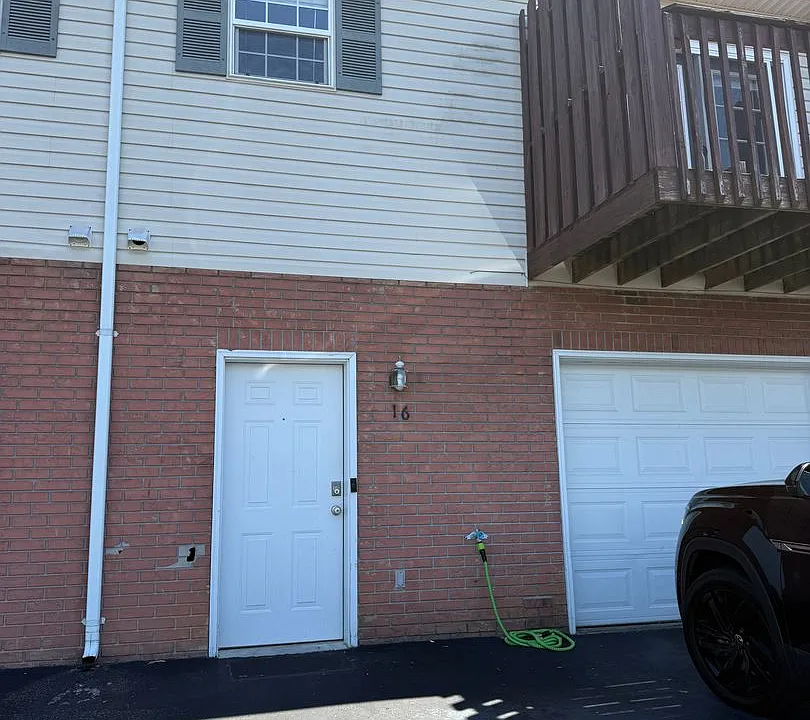 308 Car Mol Dr #16