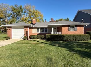 1222 E Kensington Rd, Arlington Heights, IL 60004