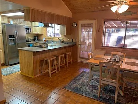 7144 Moon Creek Cir — Photo 17