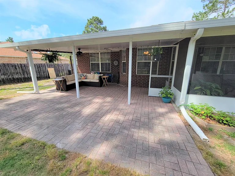 7399 Olympia St — Photo 28