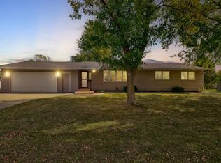 507 Canyon Dr, Fairmont, MN 56031