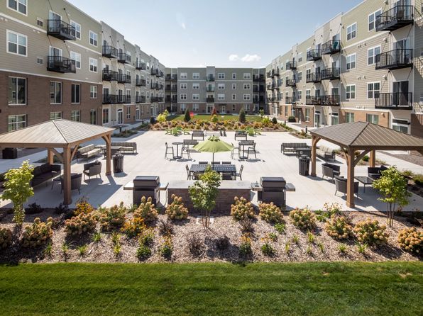 The Edison at Rice Creek I and II | 5891 Rice Creek Pkwy, Saint Paul, MN