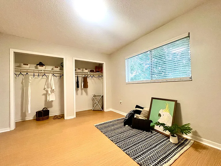 1700 Van Ness St — Photo 16
