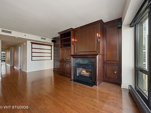 3rd image of 130 N Garland Ct APT 2111