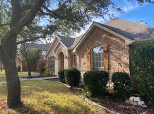 3013 Fair Oak Dr, Rowlett, TX 75089