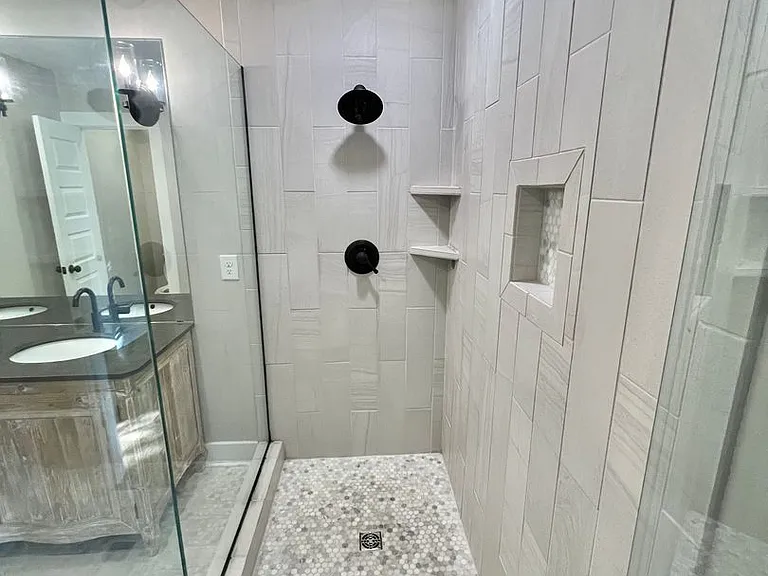 604 Rudolph Ave — Photo 11