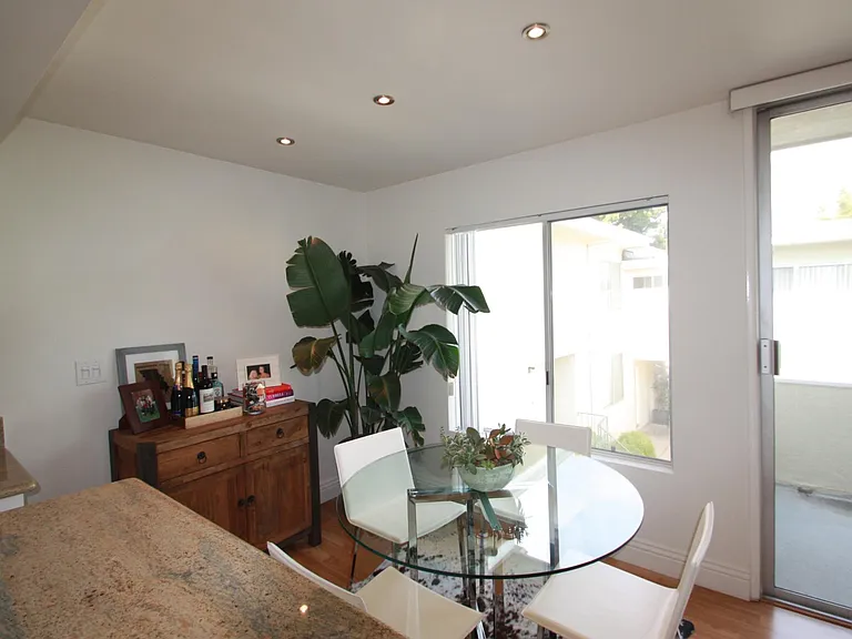 1728 Montana Ave #9 — Photo 14