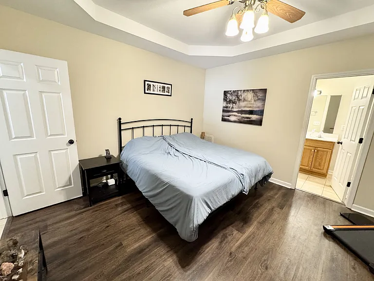 214 Providence Ct — Photo 12