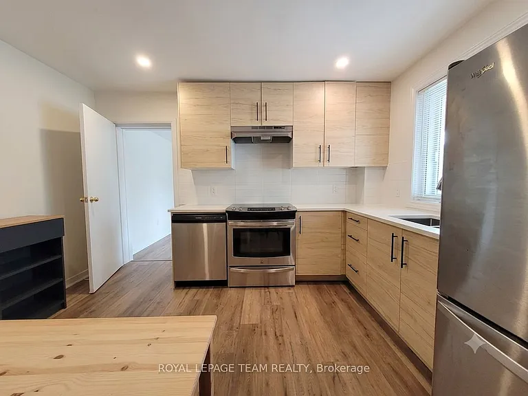 14 Poplar St #1 — Photo 13