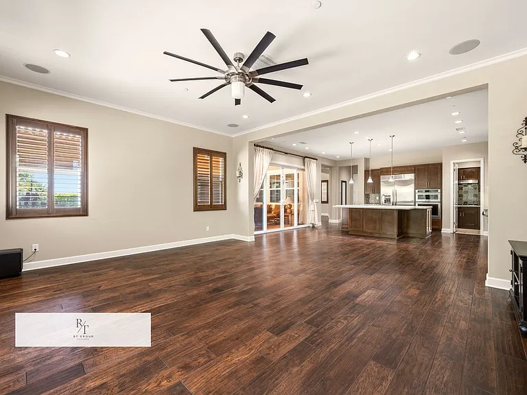540 N Bardsdale Pl — Photo 10