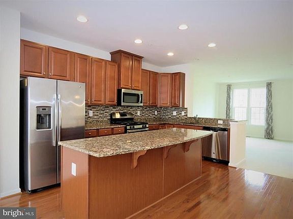 4th image of 22340 Honey Hill Ln