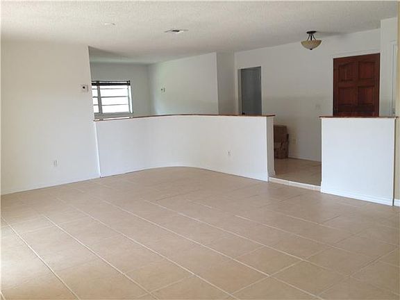 Home For Sale In Sandalfoot