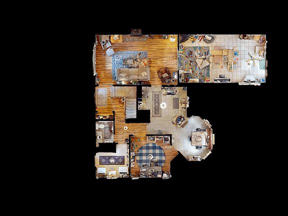 3rd image of 918 Aloma Faye Ln