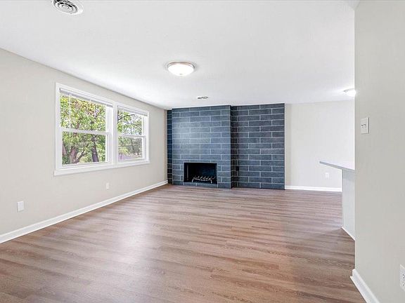 5th image of 2941 S 10th St