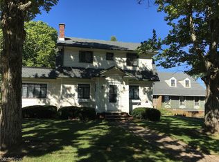 524 Park Ave SE, Bolivar, OH 44612