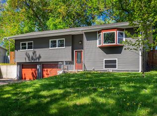 1912 E Main St, Onalaska, WI 54650