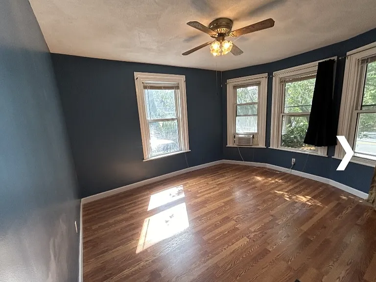 926 Walnut St — Photo 13