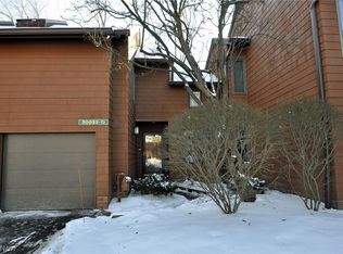 30033 Center Ridge Rd APT D, Westlake, OH 44145