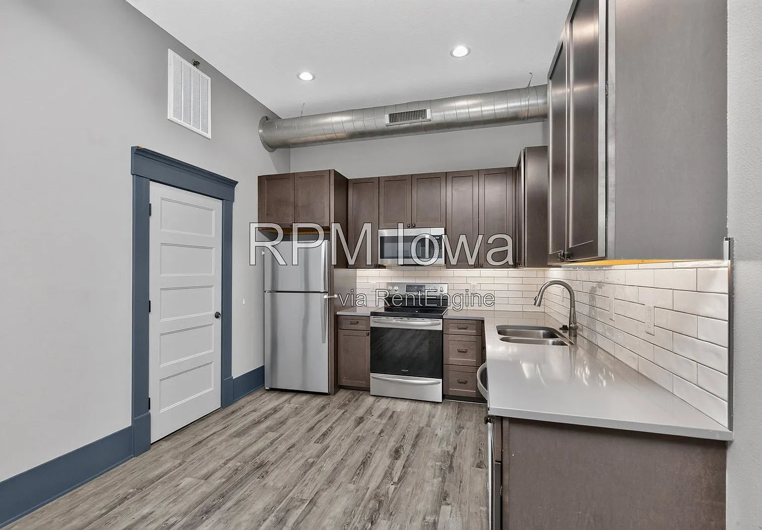 1 bed, 1.0 bath, $845 — Photo 4