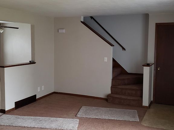 2nd image of 421 Hosmer St