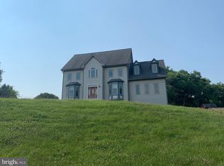 720 Wheatley Dr, Westminster, MD 21157