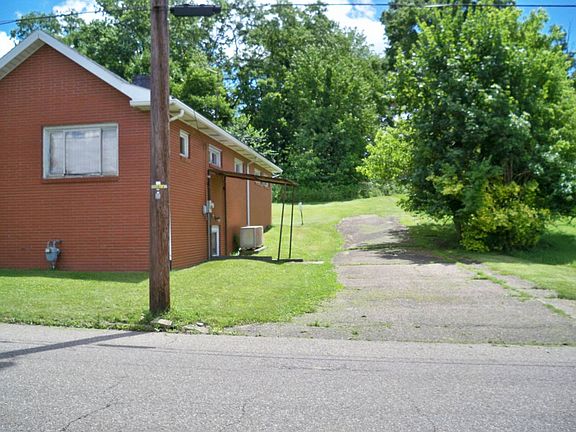 3rd image of 232 Jamison Ave