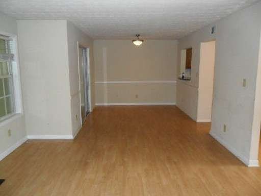 2nd image of 3980-205 Riverlook Pkwy SE #8