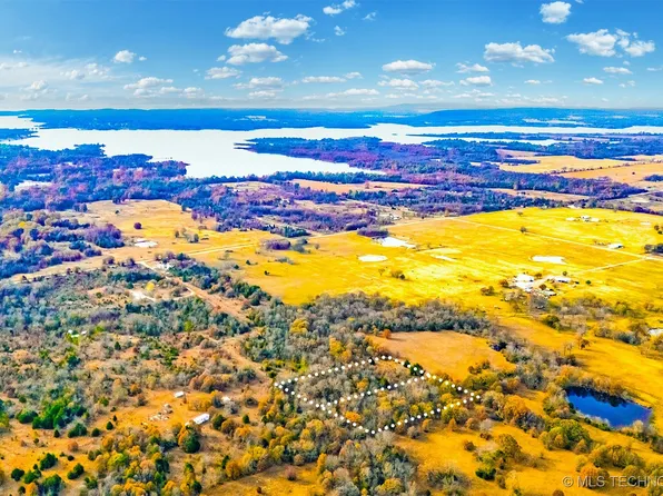 59 E 1120th Rd, Checotah, OK 74426