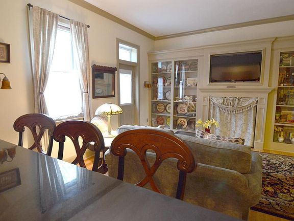 3rd image of 72 Union Ave #11A