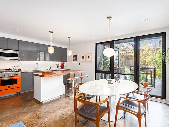 3rd image of 245 Manhattan Ave #1A