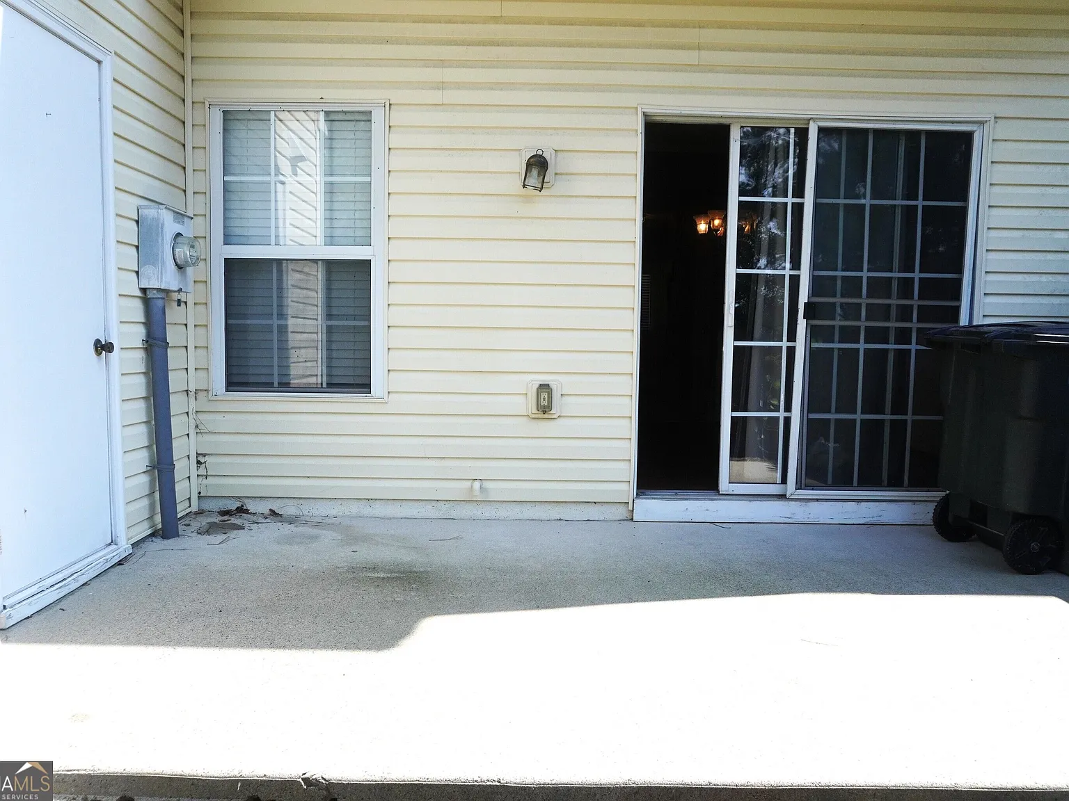 2 bed, 2.5 bath, 1240 sqft, $1,750 — Photo 4