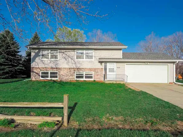 103 Vista Rd, Norfolk, NE 68701