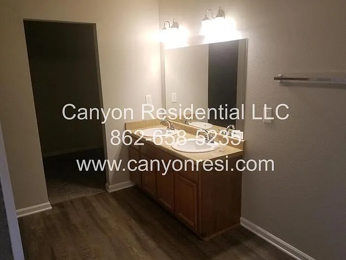 103 Dormont Dr NE — Photo 13