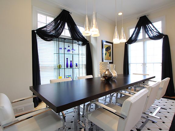 12 person dining room 