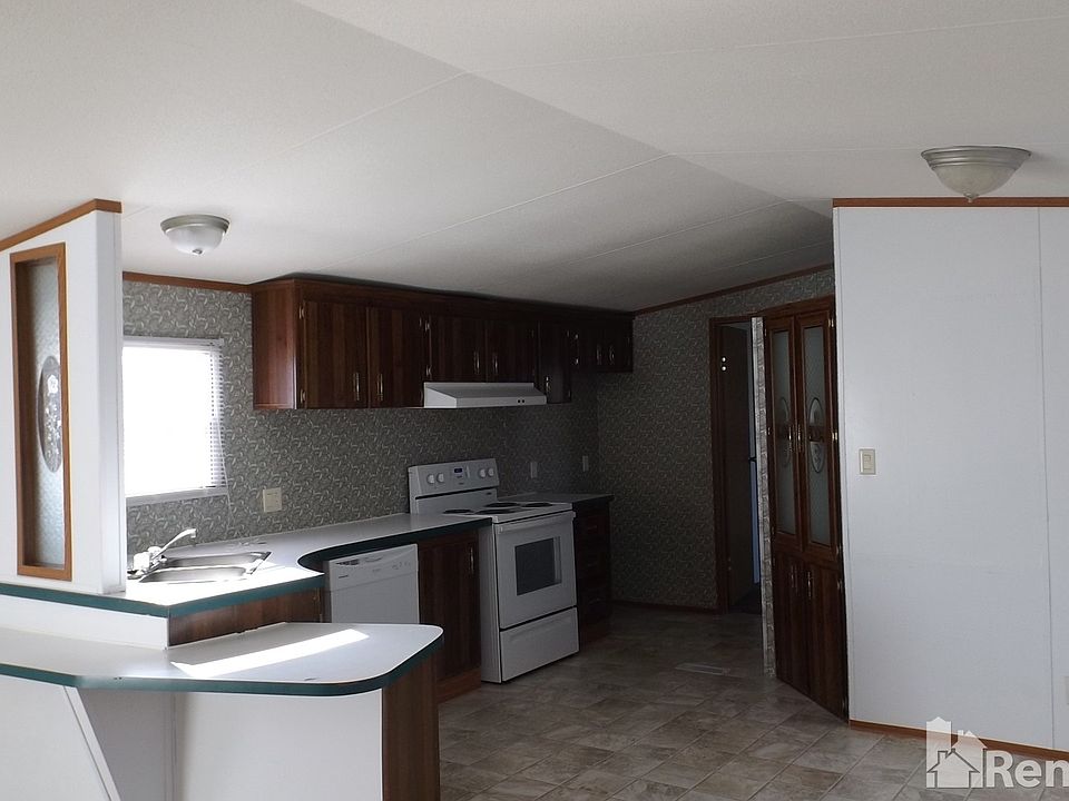 2nd image of 1206 Calle Ln
