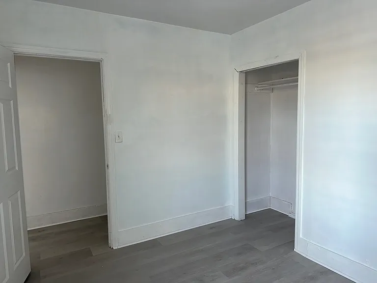 336 Broad St — Photo 17