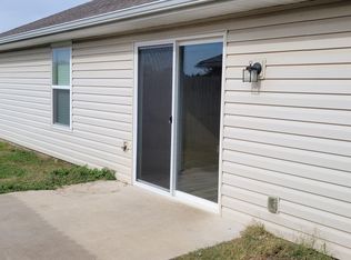 617 Terry Dr #&-619, Pleasant Hill, MO 64080