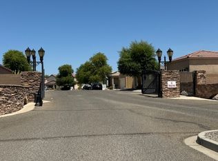 2377 Cottonwood Dr, Bullhead City, AZ 86442