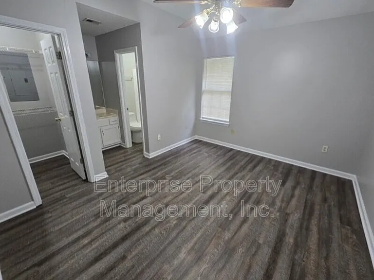 4444 Longtree Cv — Photo 18