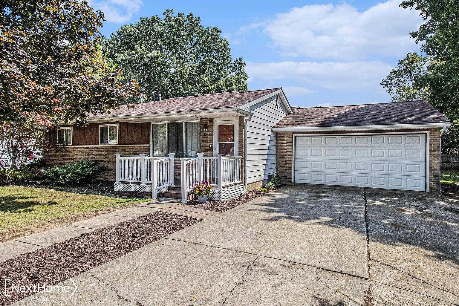 5525 Westchester Dr photo 1