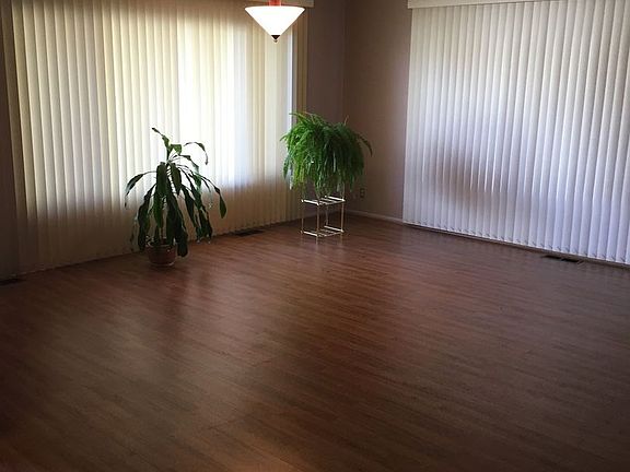 2nd image of 1750 S Laurelhurst Dr