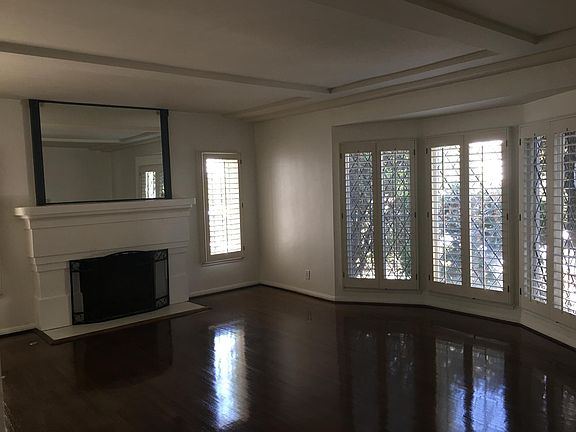 2nd image of 8118 Blackburn Ave