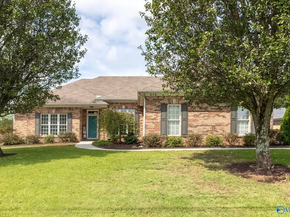 206 Deerfoot Dr, Madison, AL 35757