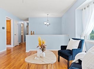 101 SW Sunset Dr, Lees Summit, MO 64081