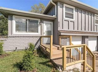 322 N Monroe St, Olathe, KS 66061