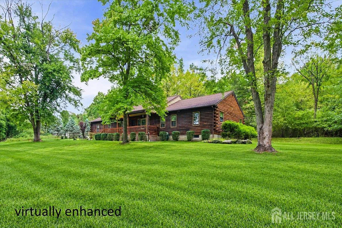 3 bed, 2.0 bath, $4,500 — Photo 3