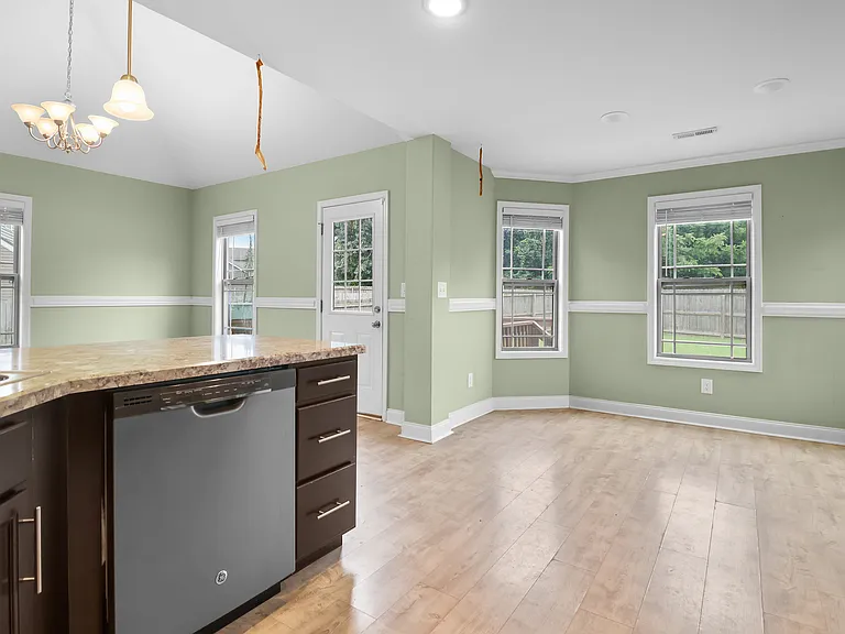 128 Sycamore Hill Dr — Photo 15